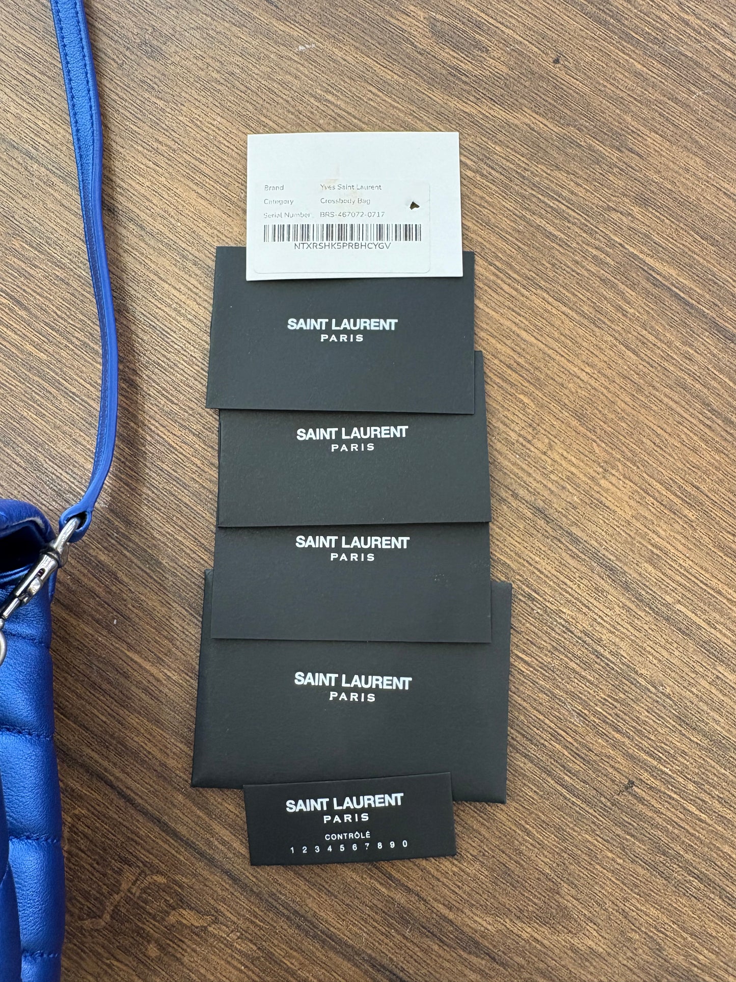 Ysl Loulou Toy in pelle matelasse’ azzurro metallizzato. Nuovo