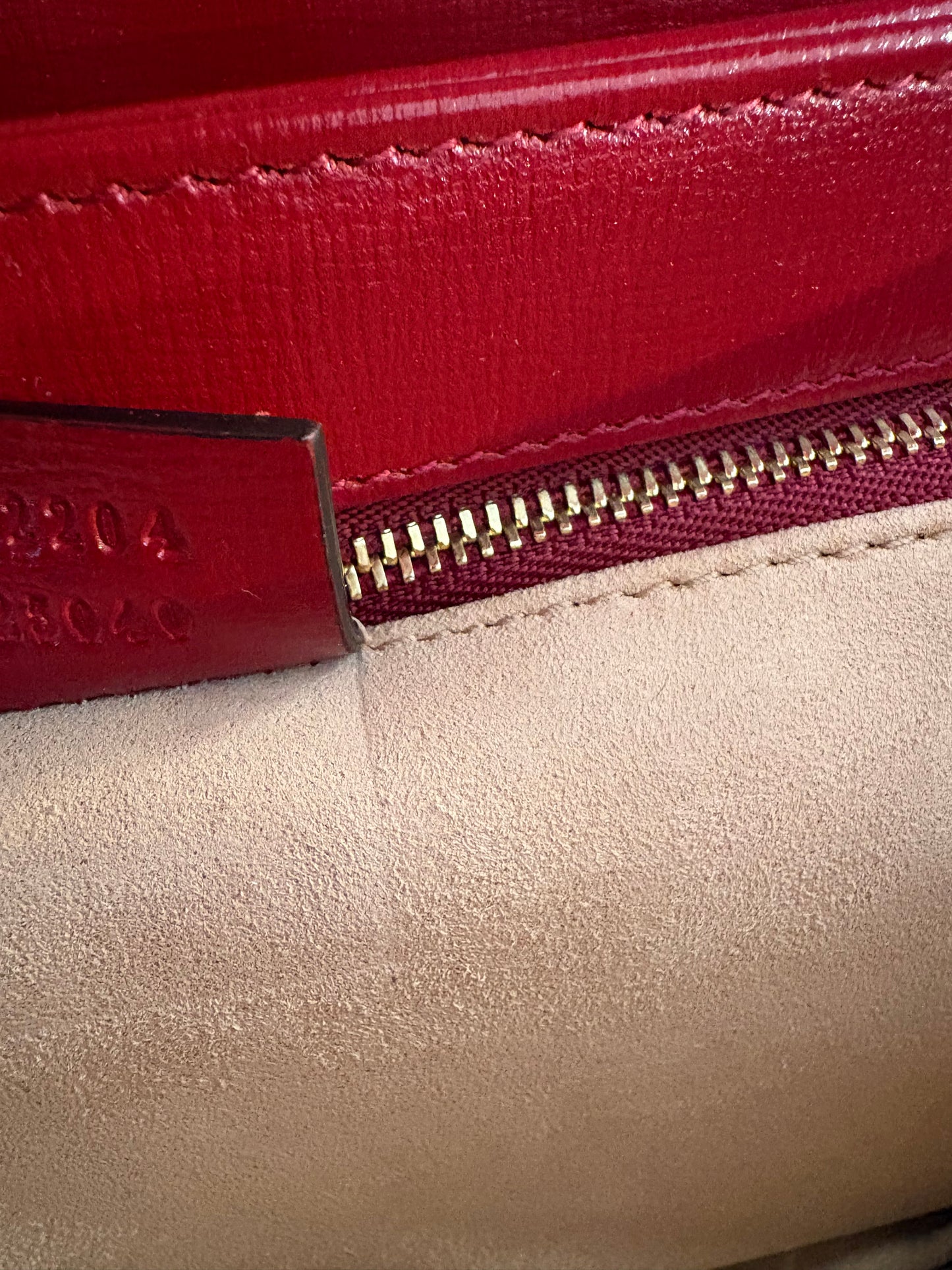 Gucci borsa Horsebit profili in pelle rossa . Nuova