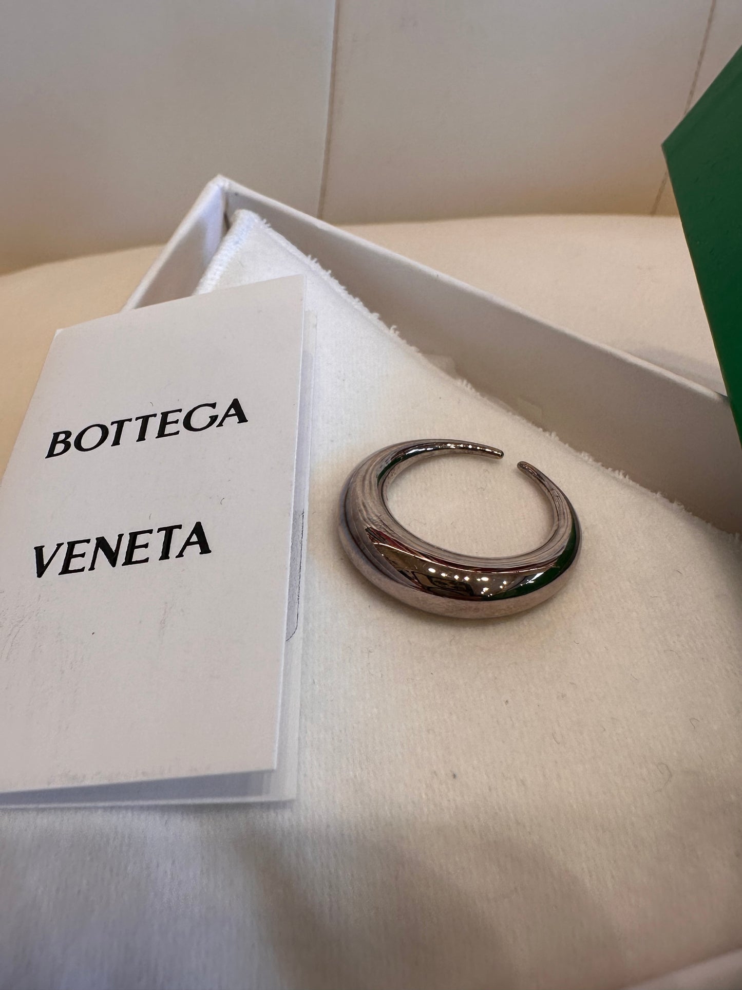 Bottega Veneta anello Sardine in argento