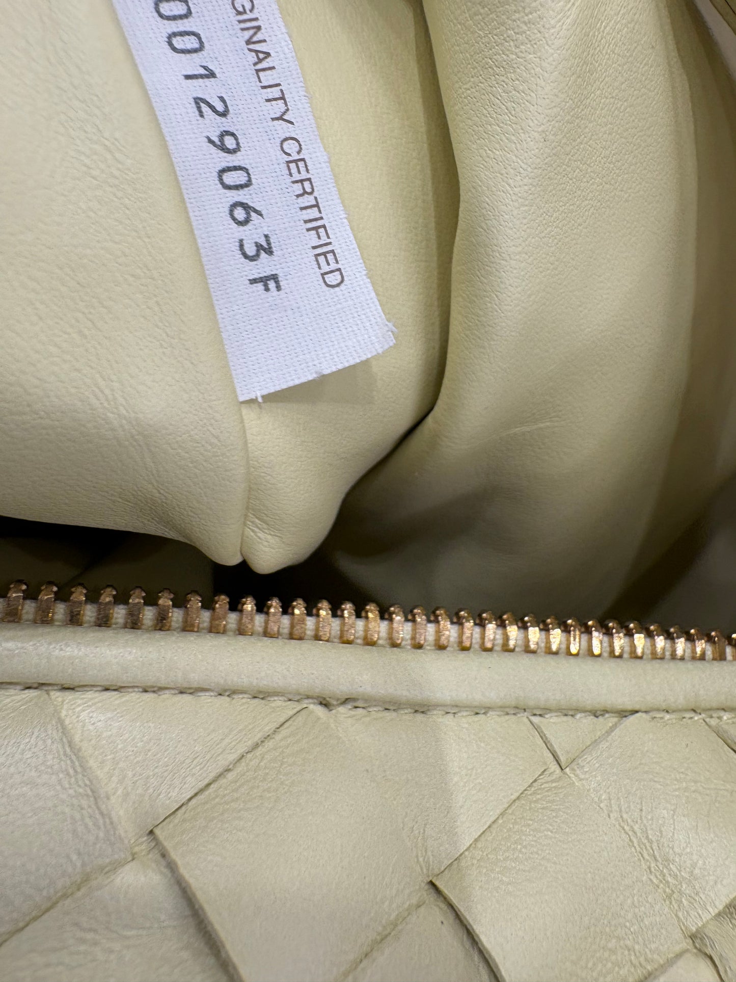 Bottega Veneta Jodie piccola con nodo e motivo intreccio teen