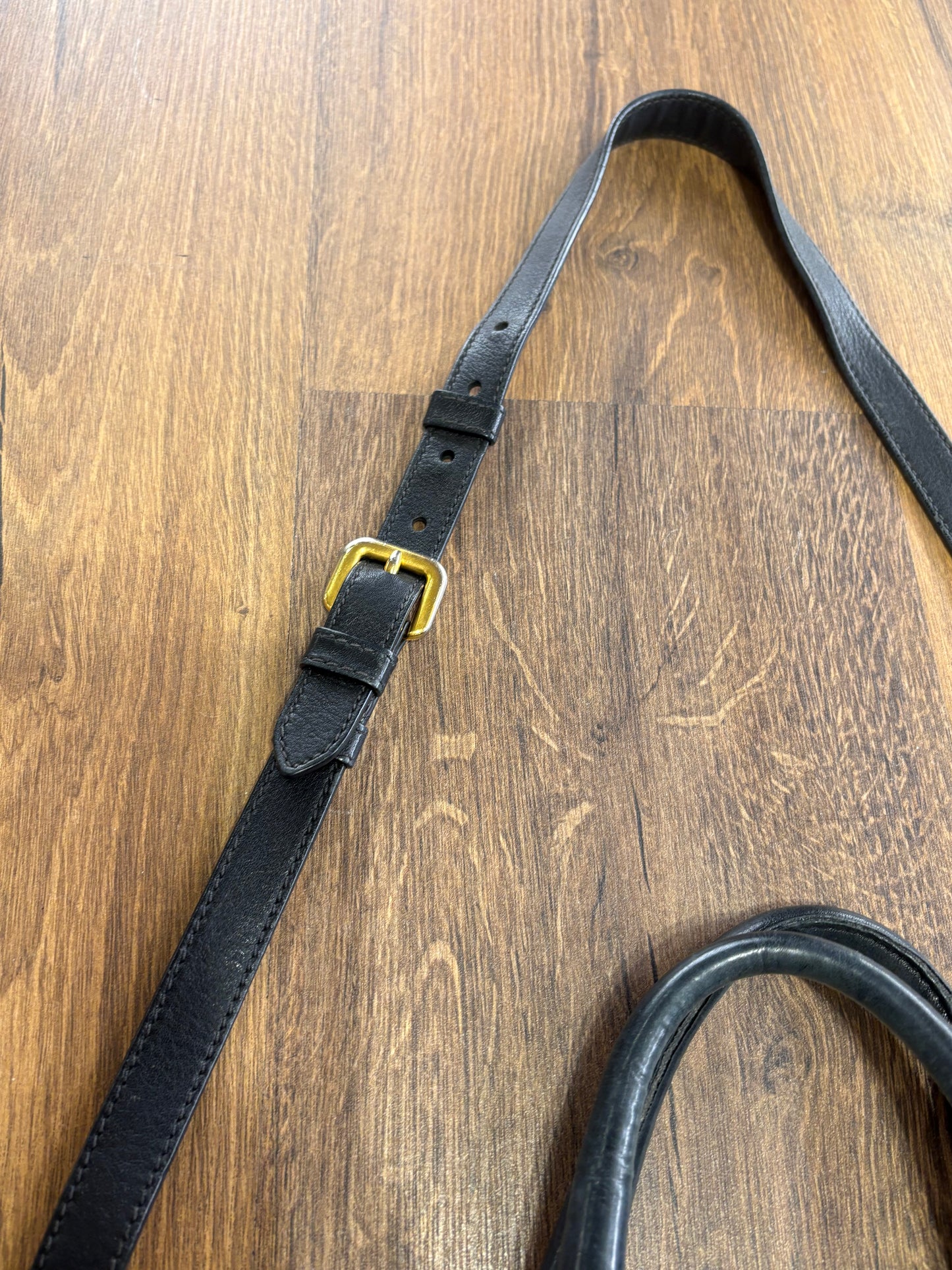 Prada shopping bag in pelle nera martellata