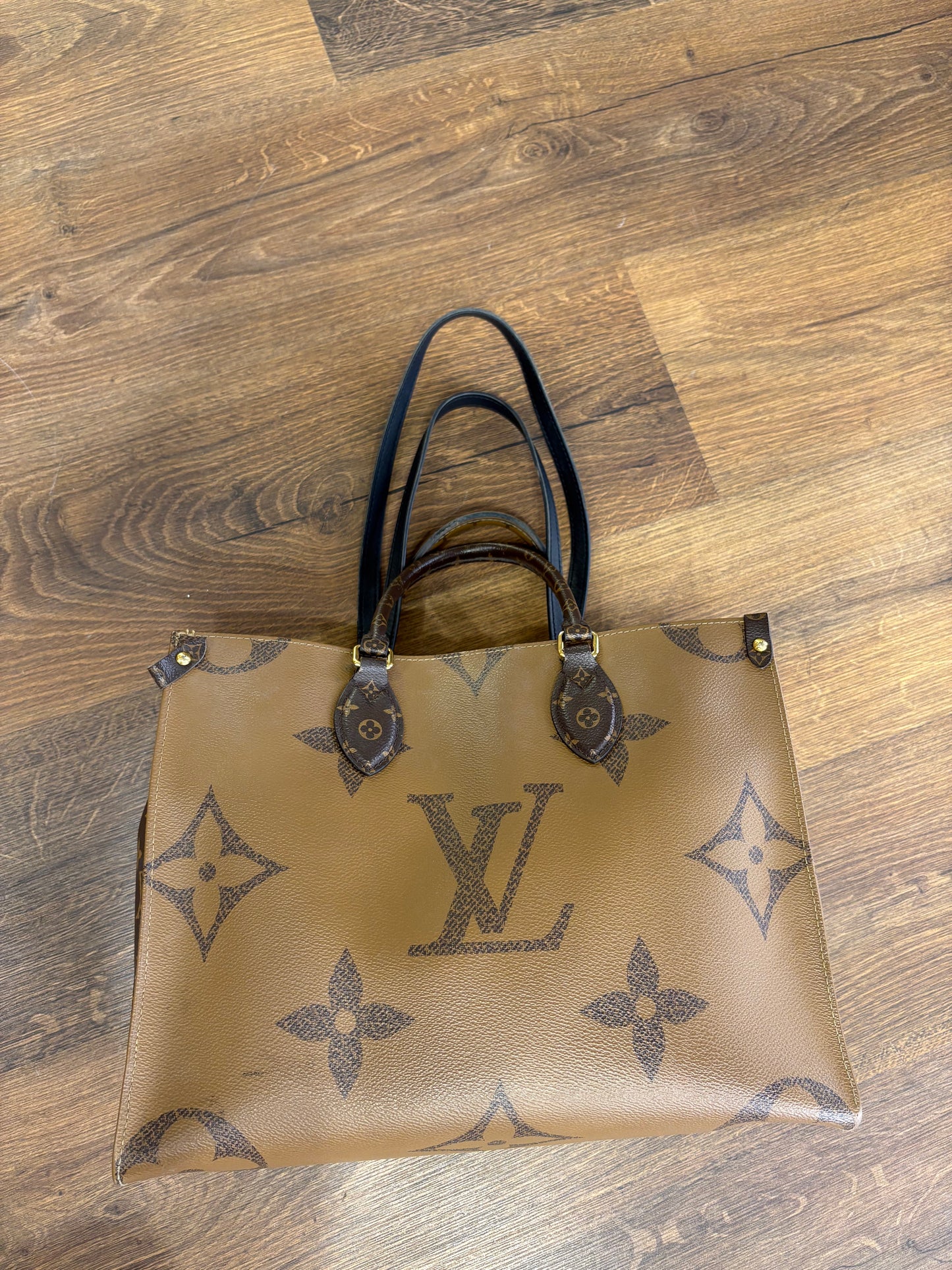 Louis Vuitton OnTheGo MM Monogram Reverse Canvas