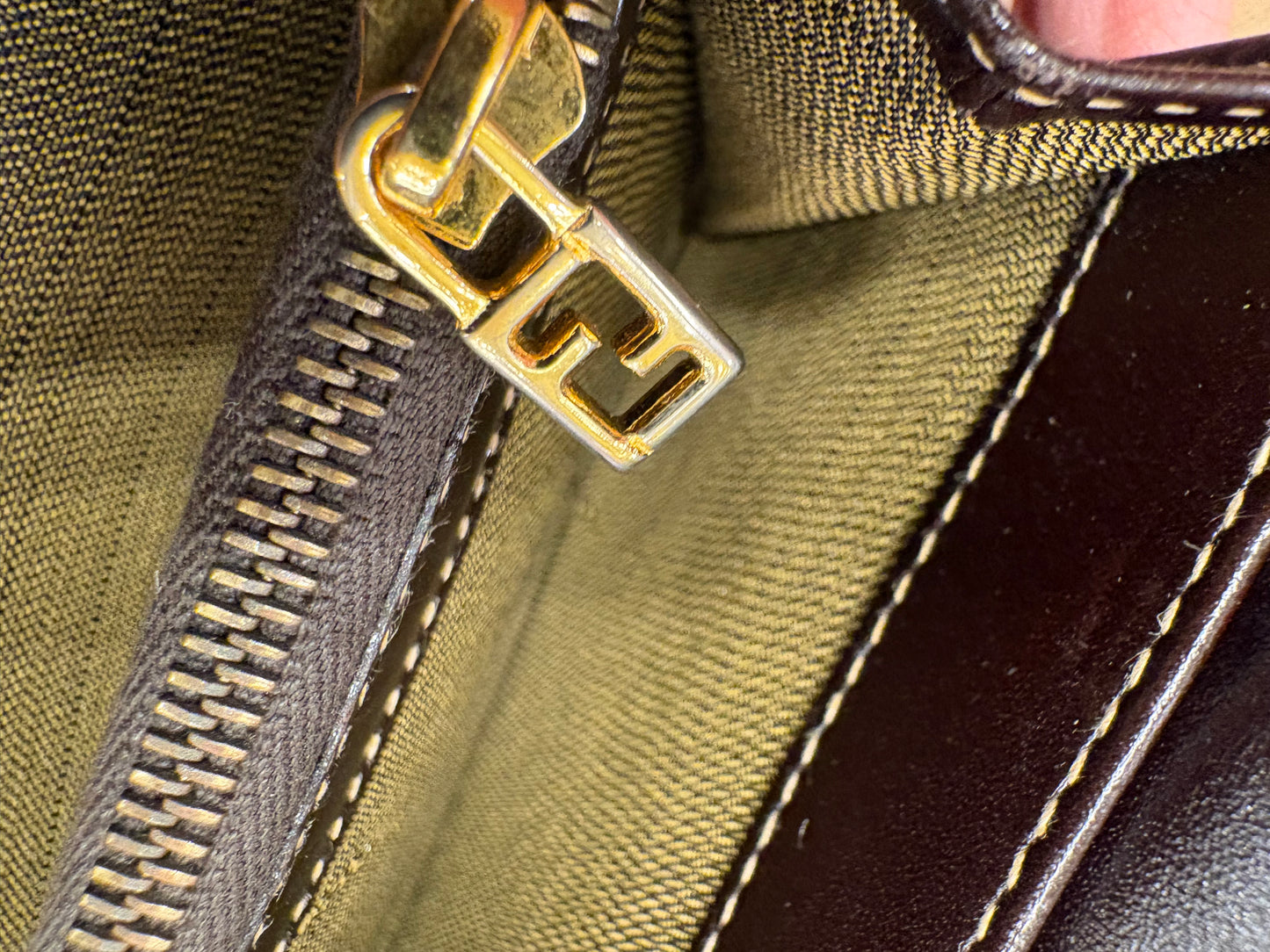 Fendi portafoglio Continental Vintage . Nuovo