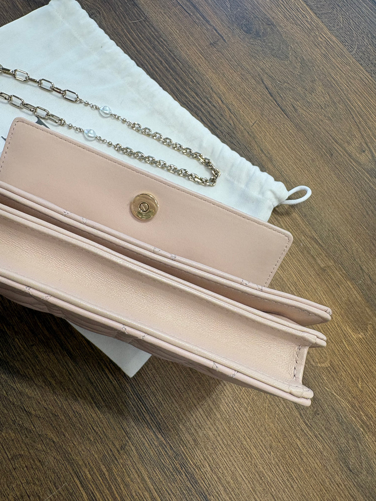 Dior mini borsa My Dior in pelle di agnello Cannage rosa cipria. Nuovo