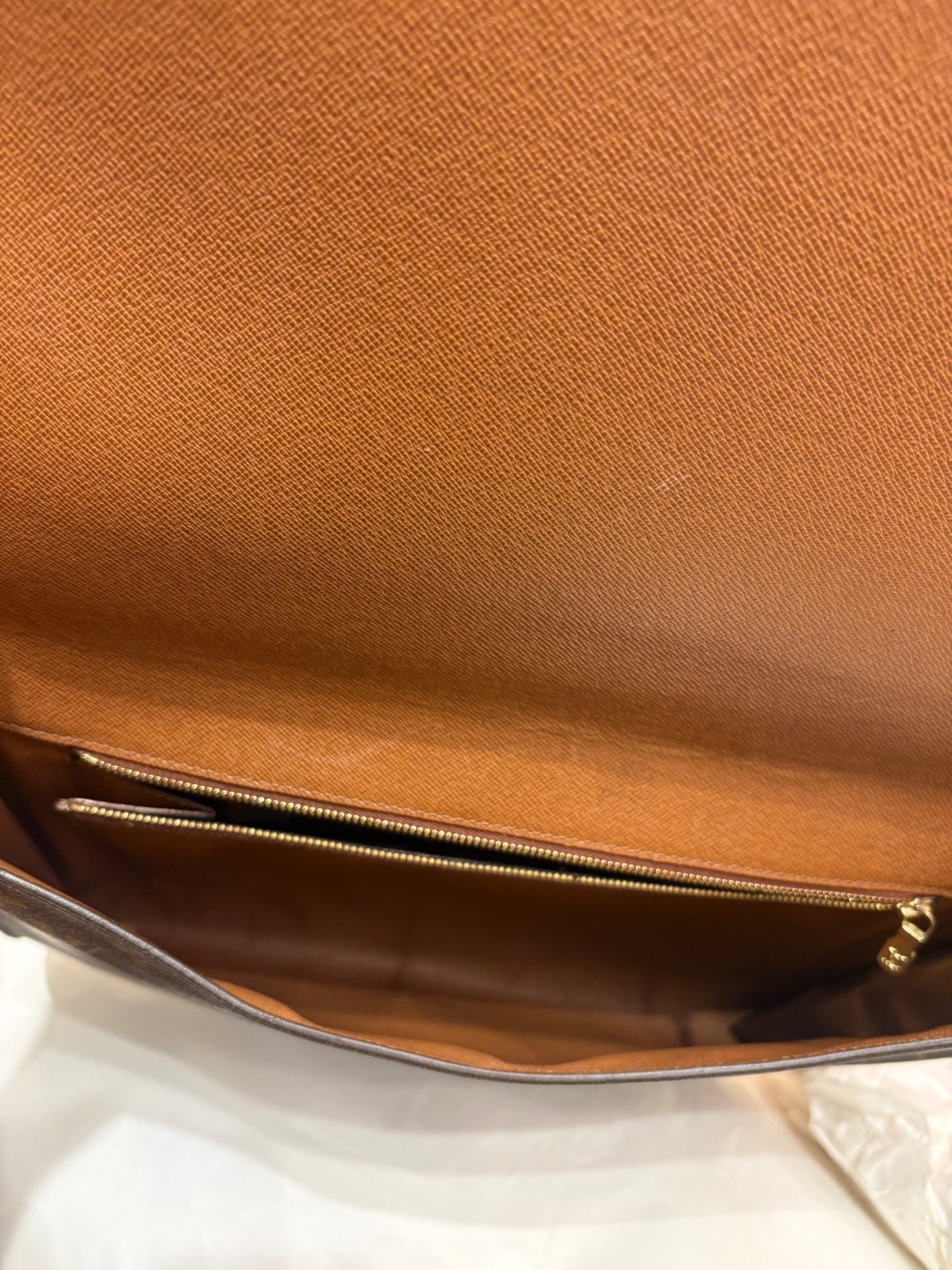 Louis Vuitton pochette Porta Envelople Clutch