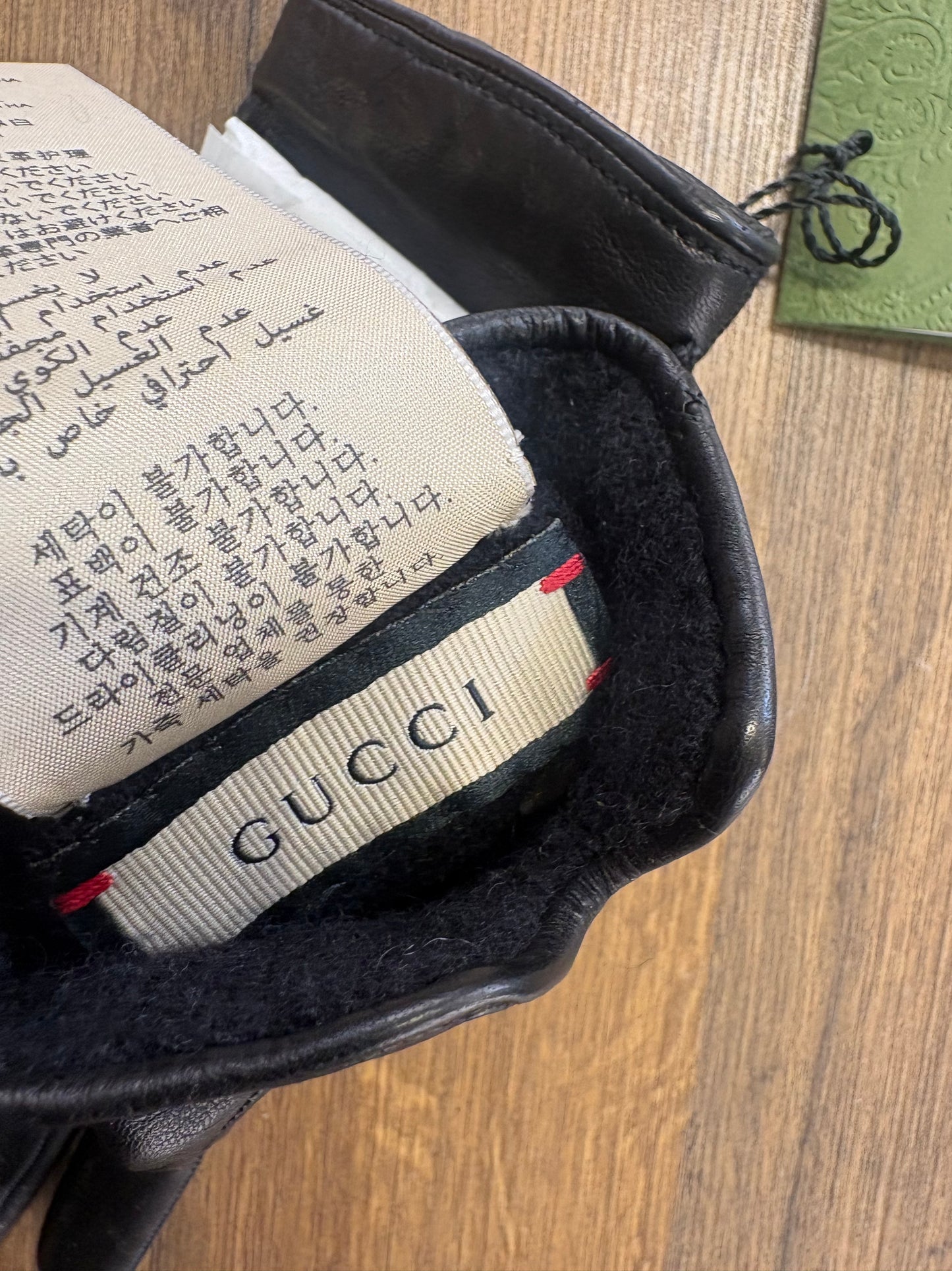 Gucci guanti in pelle di agnello e cashmere morsetto dorato