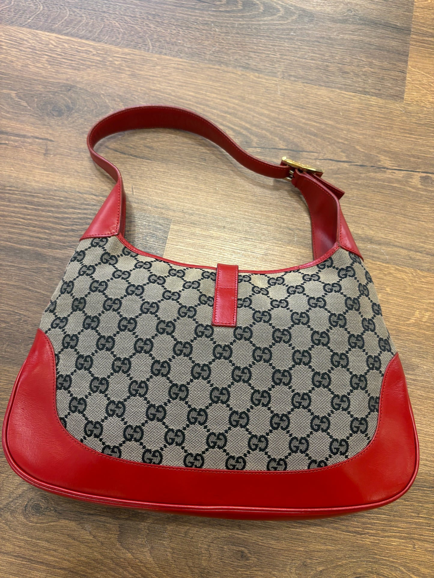 Borsa a Spalla Gucci Vintage Jackie Media in Tela Monogram GG e Pelle Rossa