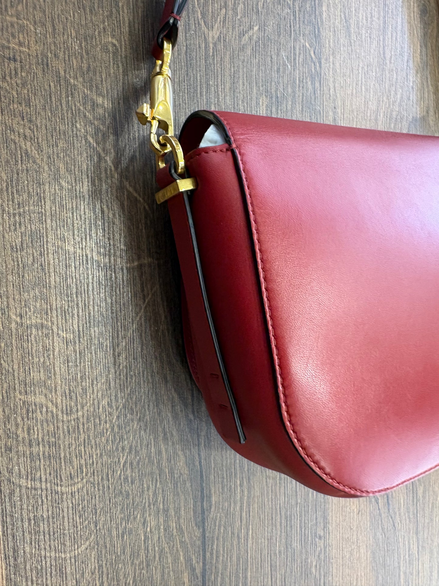 Valentino VLogo Walk borsa a spalla in vitello rosso