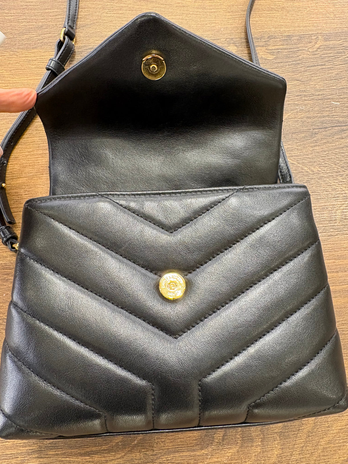 Saint Laurent Loulou Toy/Mini d'Archivio in Pelle Matelassé Nera con Hardware Dorato