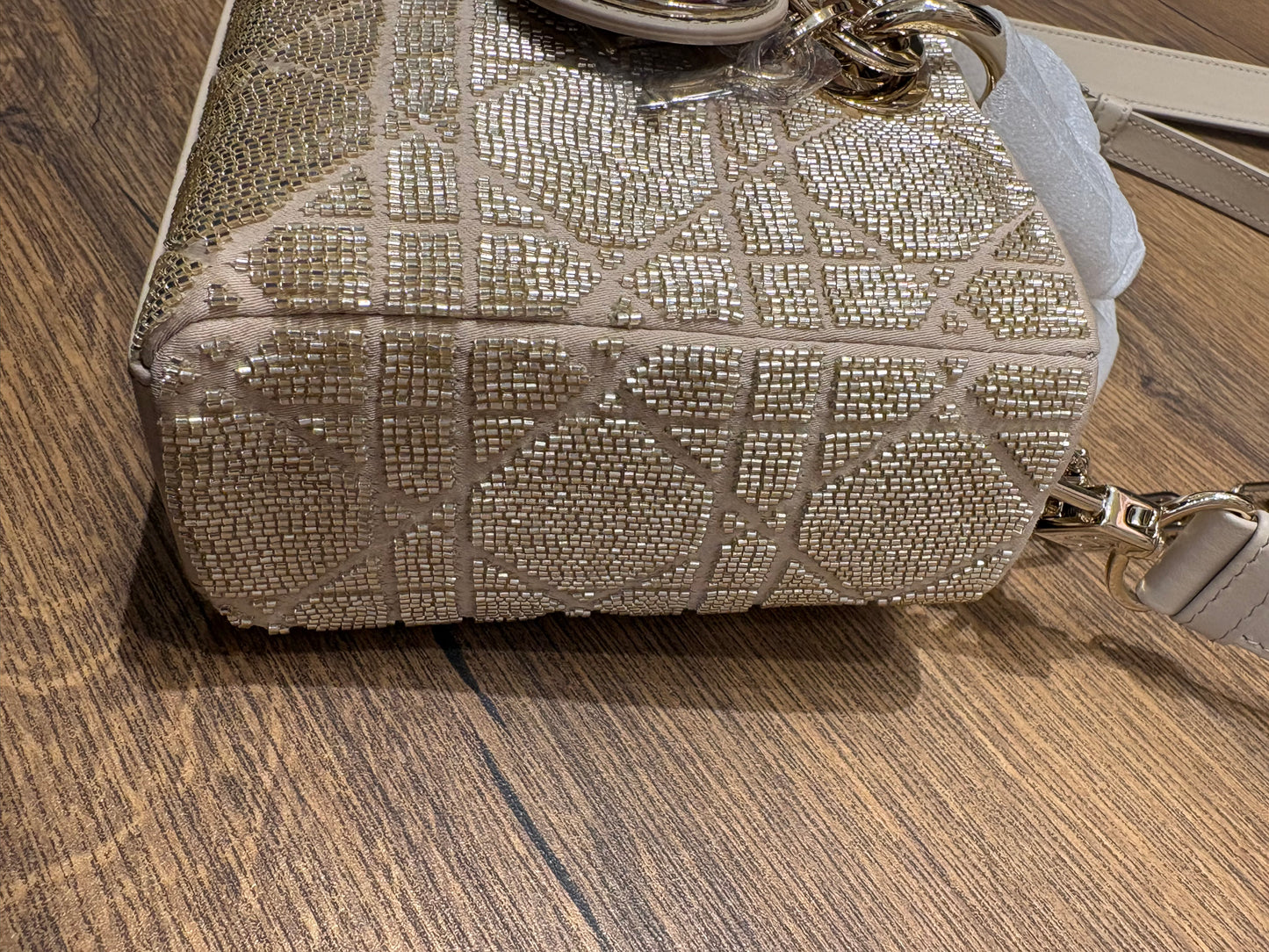 Dior piccola Lady D-Joy cannage ricami. Nuovo
