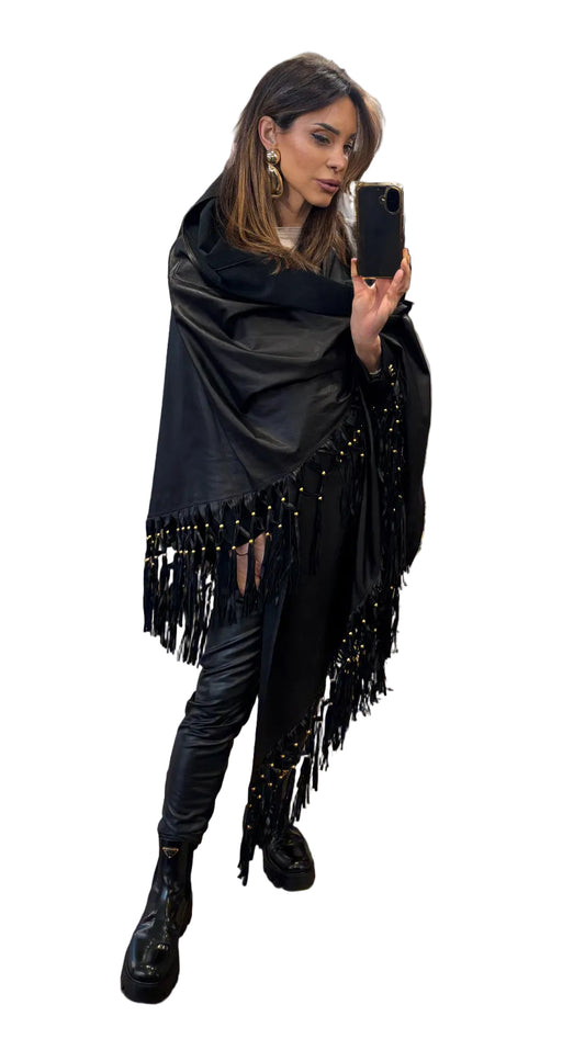 Maxi stola in pelle di agnello nera con frange