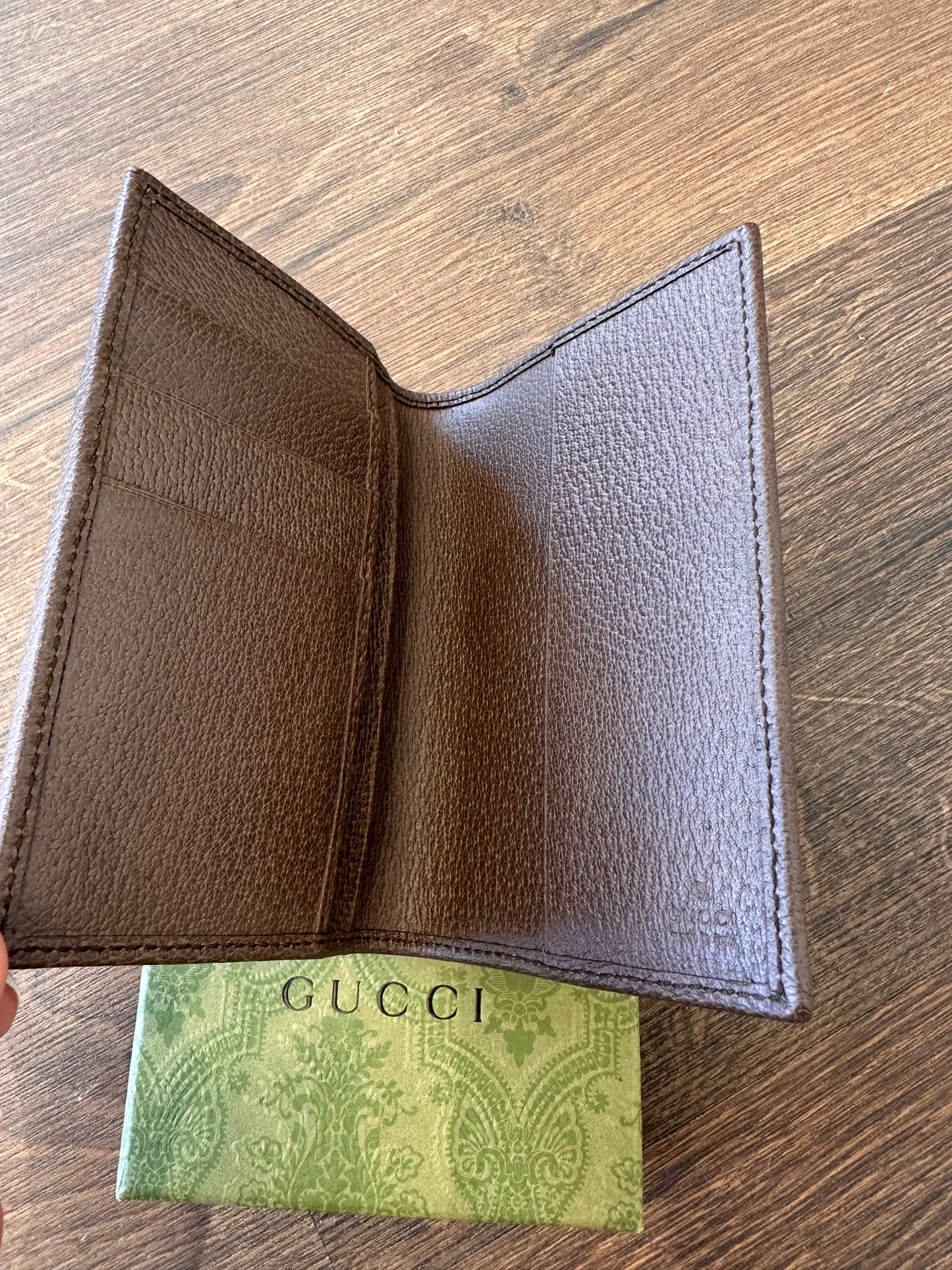 Gucci porta passaporto Ophidia