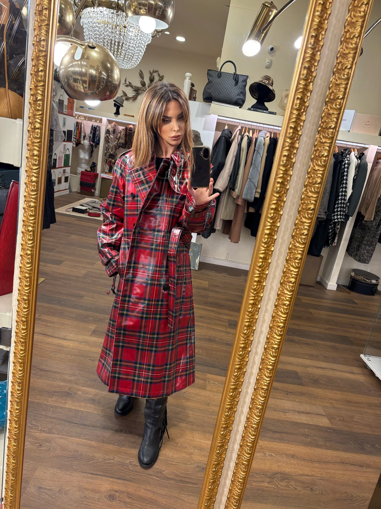 Burberry trench coat  lungo in vinile e lana vergine