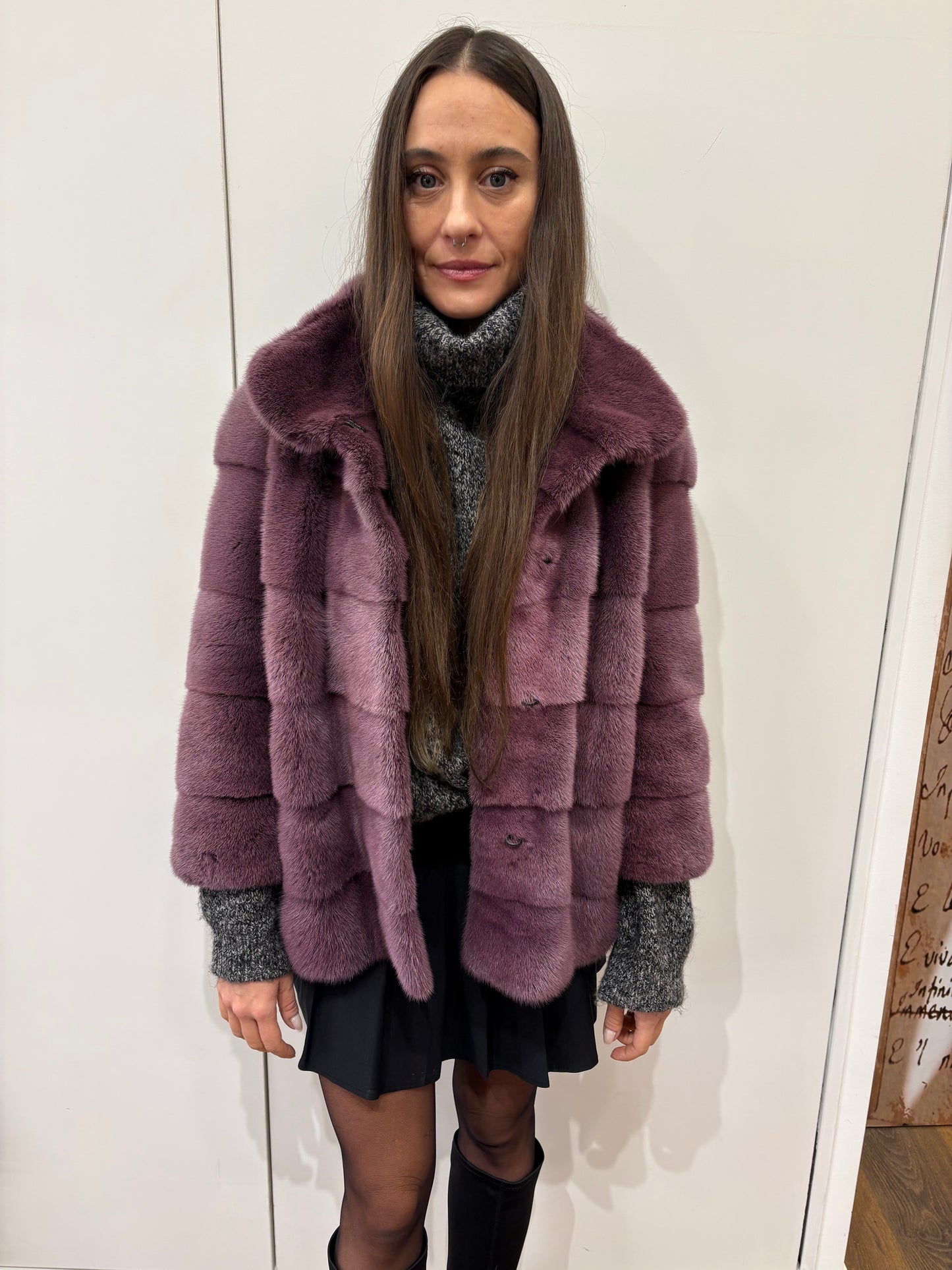 Visone femmina viola delicato 42