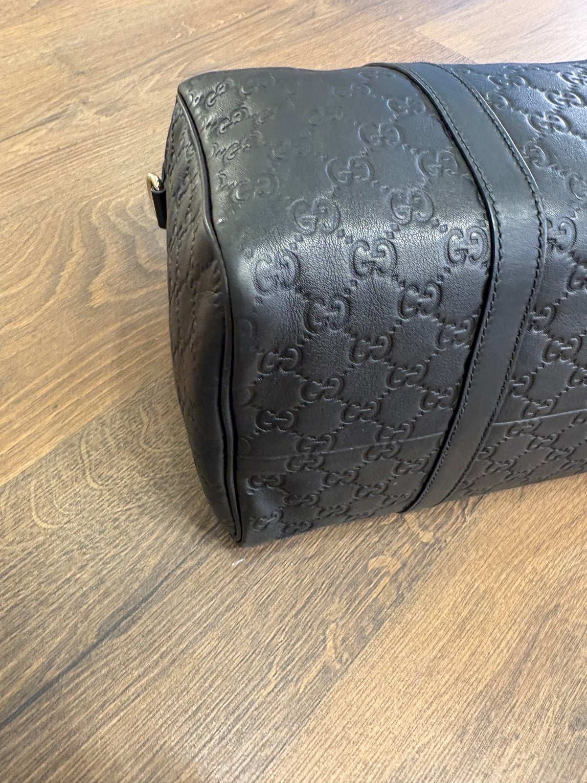 Gucci Borsa a Mano Bauletto  Joy Boston Medium in Pelle Guccissima Nera