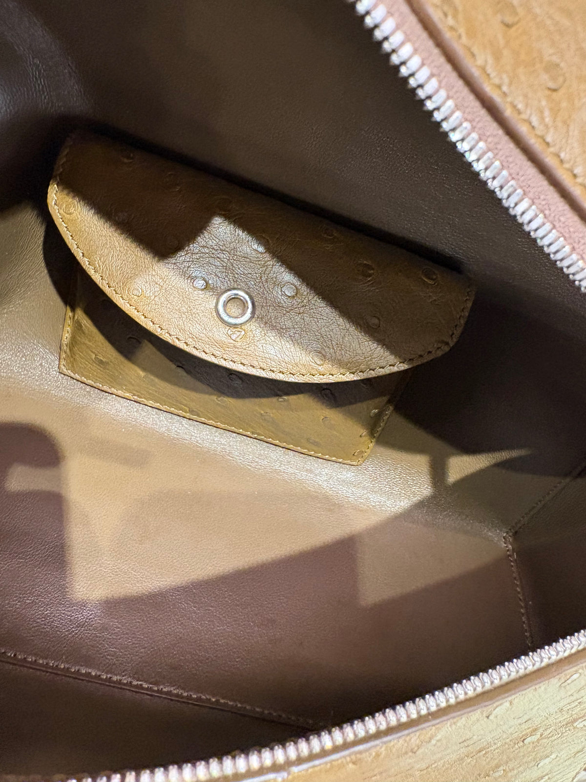 Loro Piana Extra Bag L27 in Pelle di Struzzo. Nuova