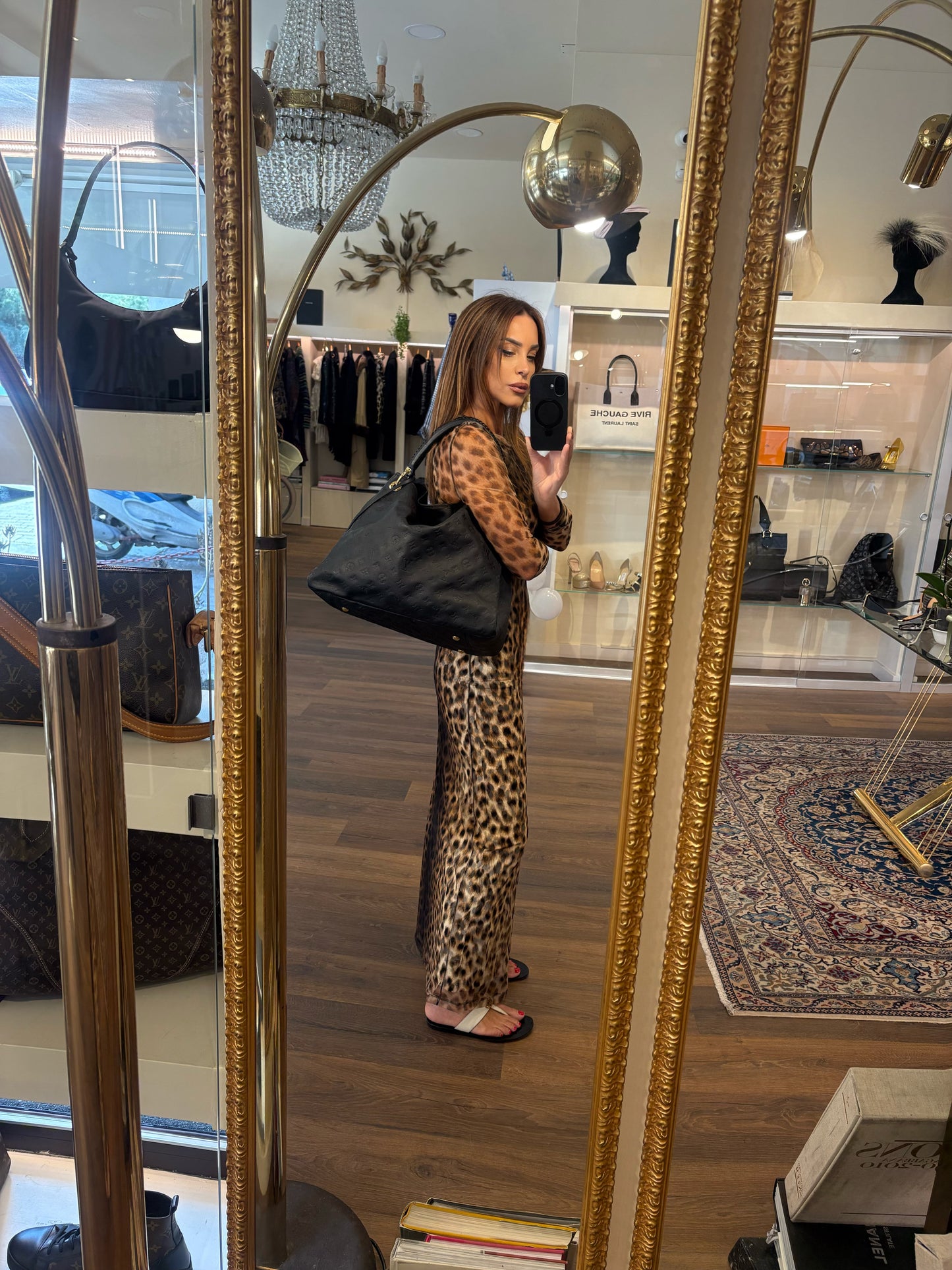 Louis Vuitton Artsy gm in pelle blu notte/midnight blue