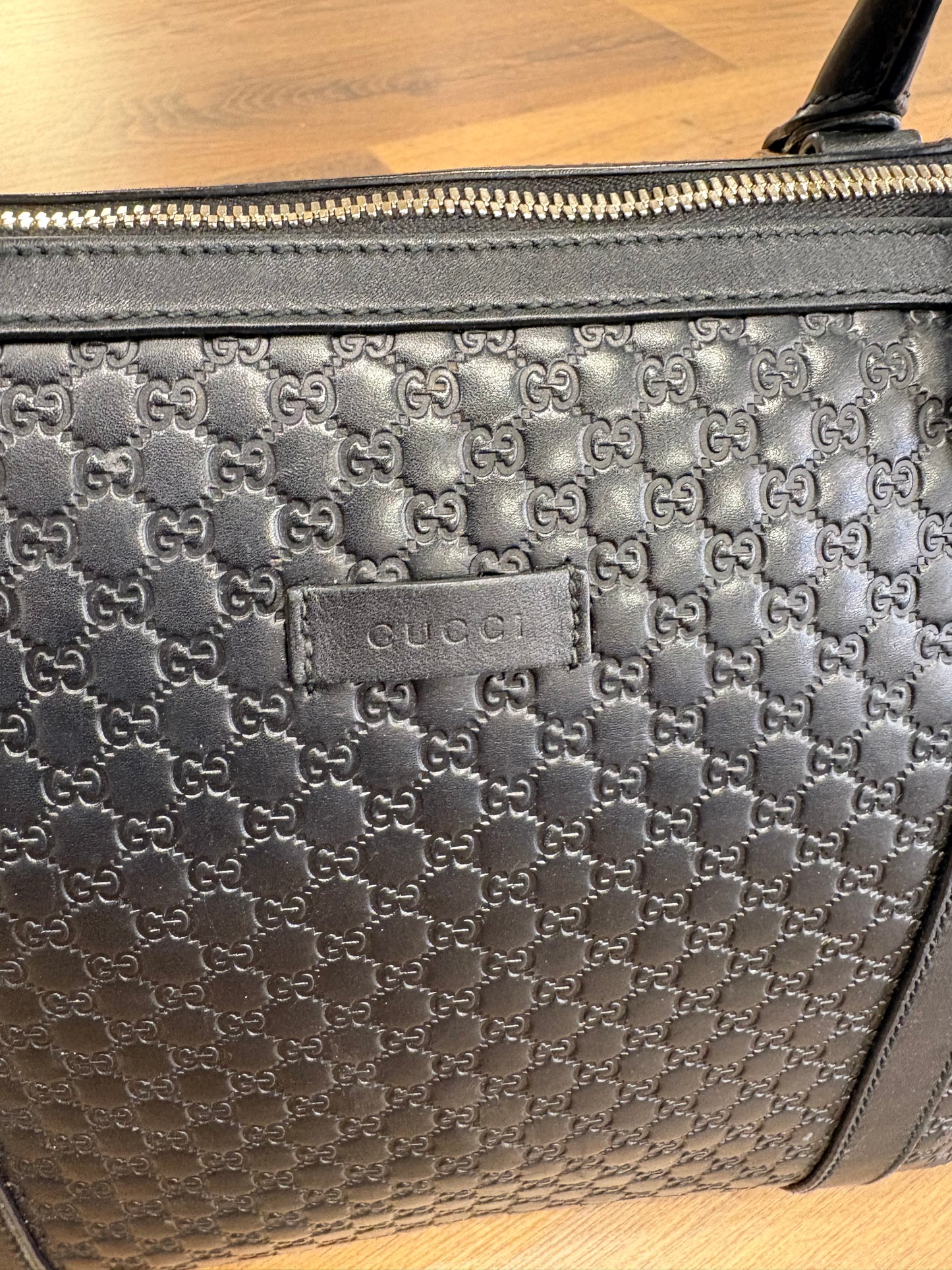 Gucci Tote Convertibile in Pelle Microguccissima