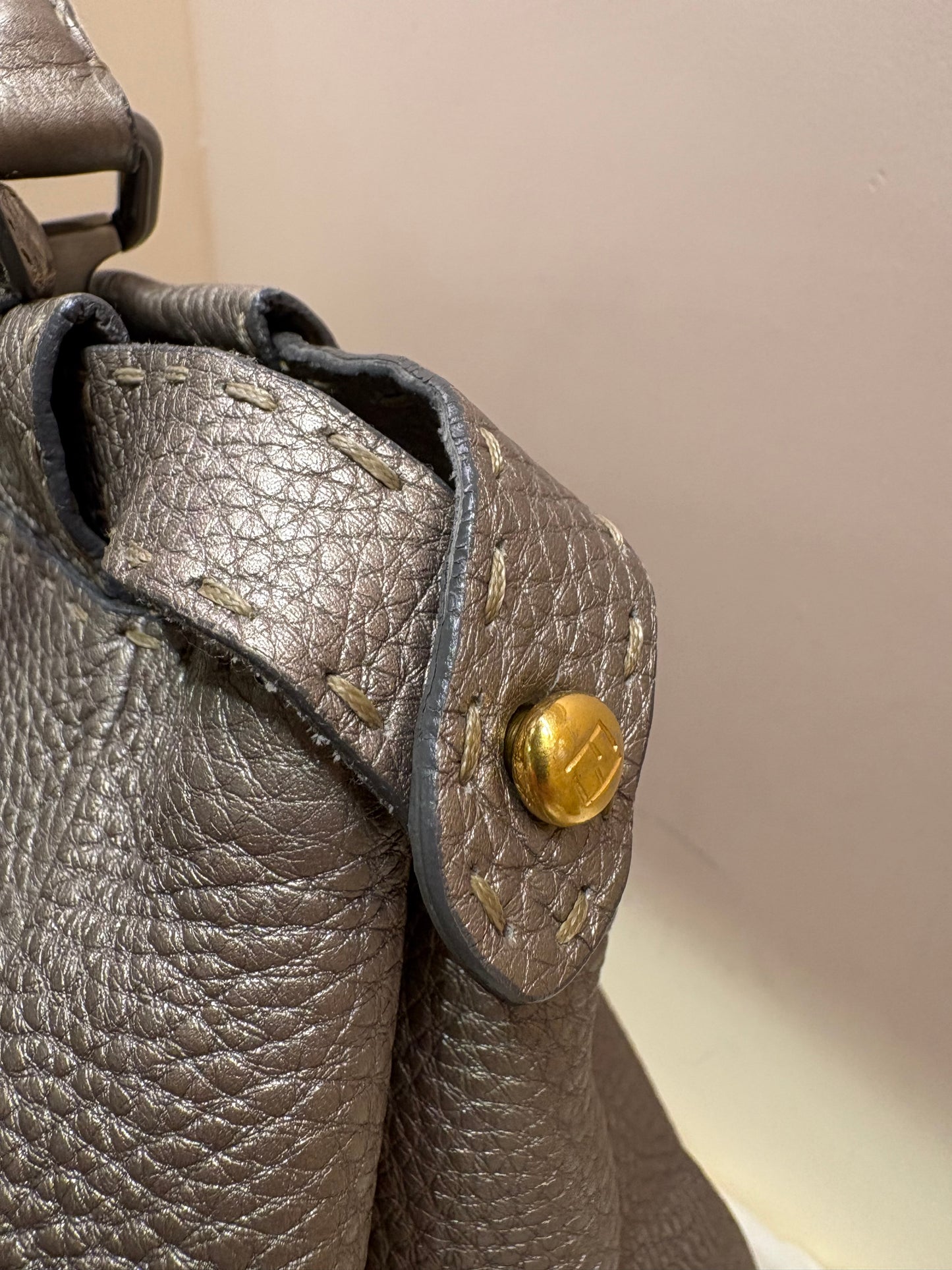 Fendi Peekaboo Selleria grigio / tortora