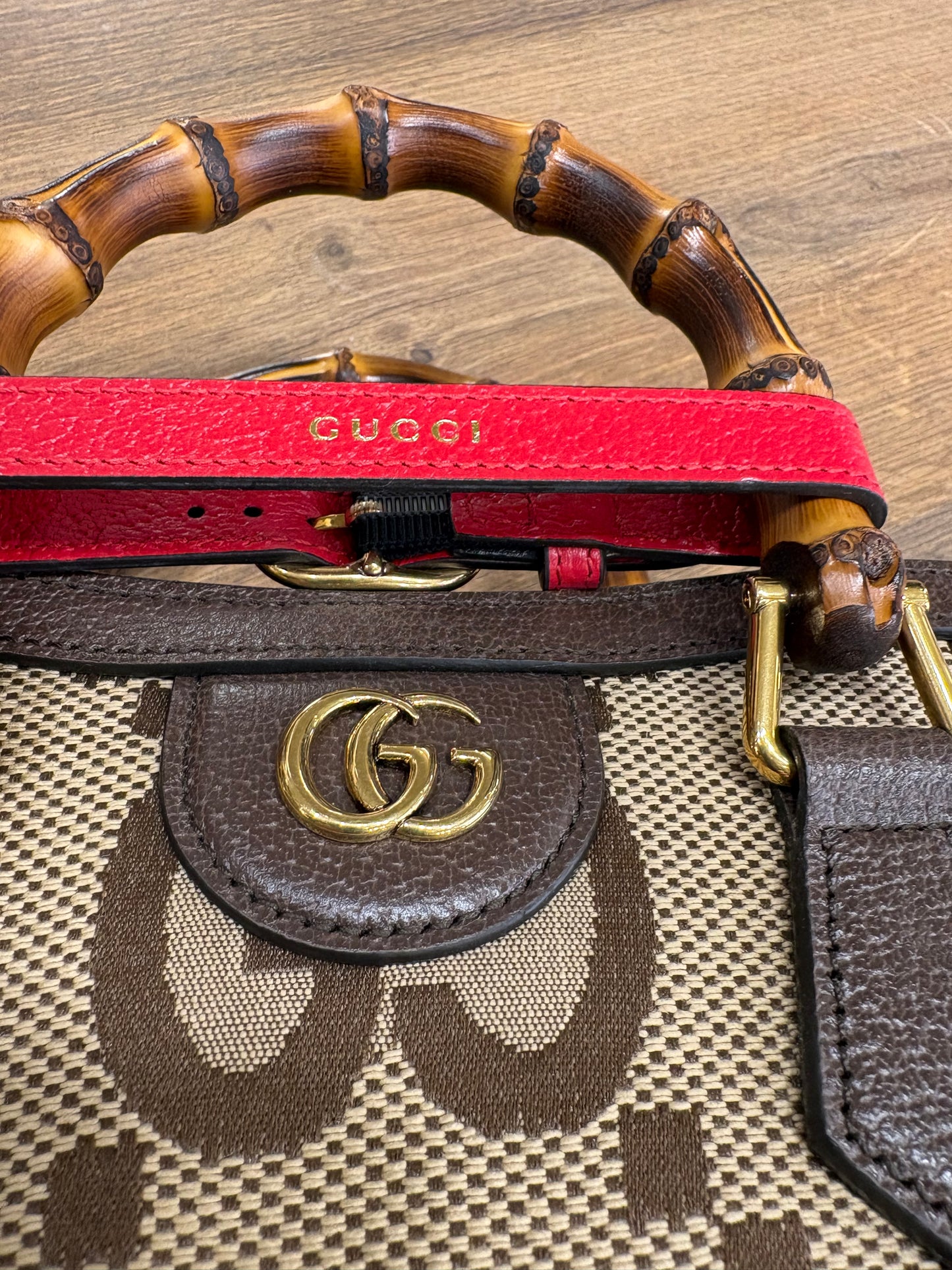 Gucci Diana Shopping Jumbo GG Mini