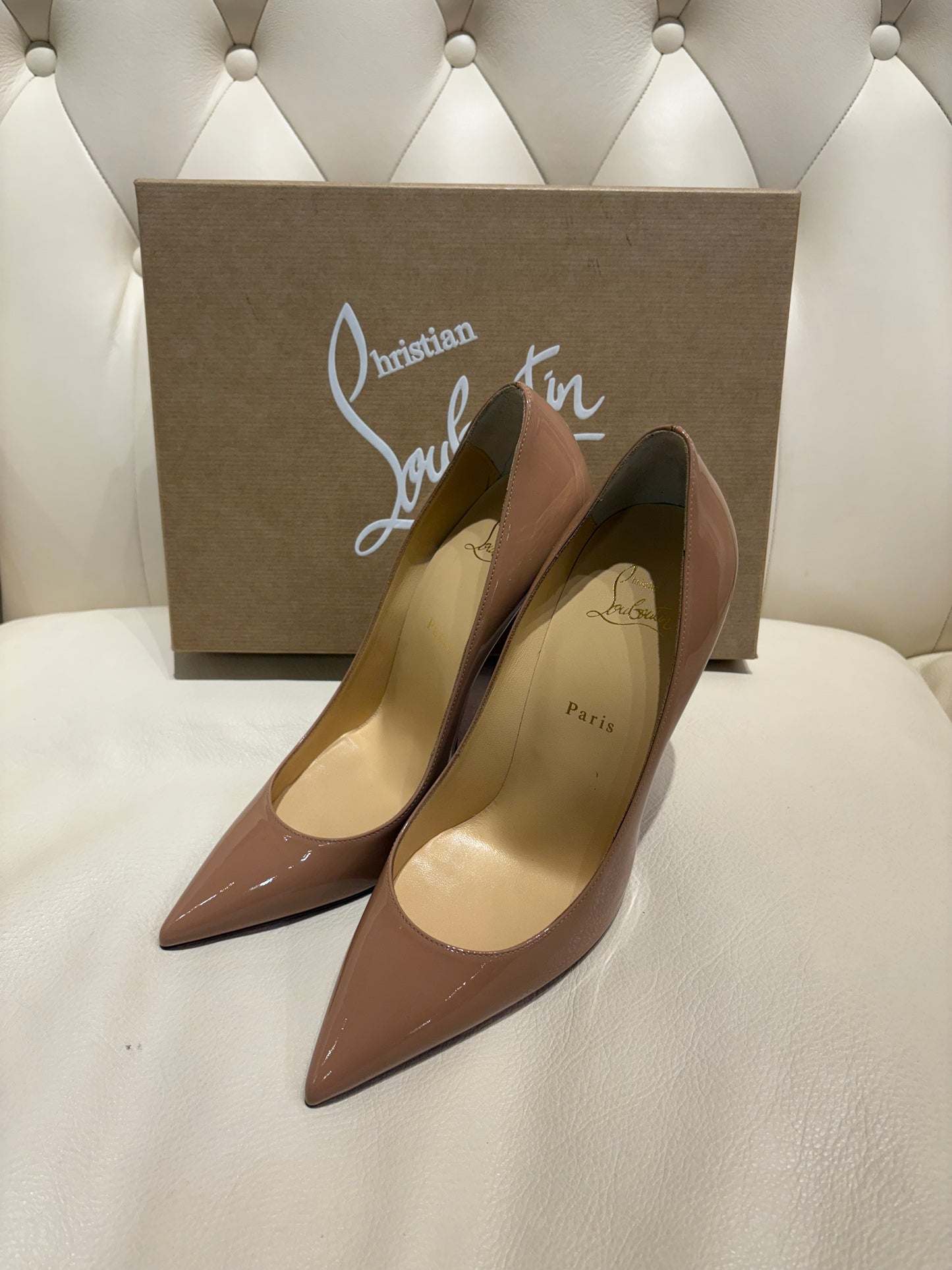 Louboutin Kate décolleté 100mm pelle verniciata cipria 40