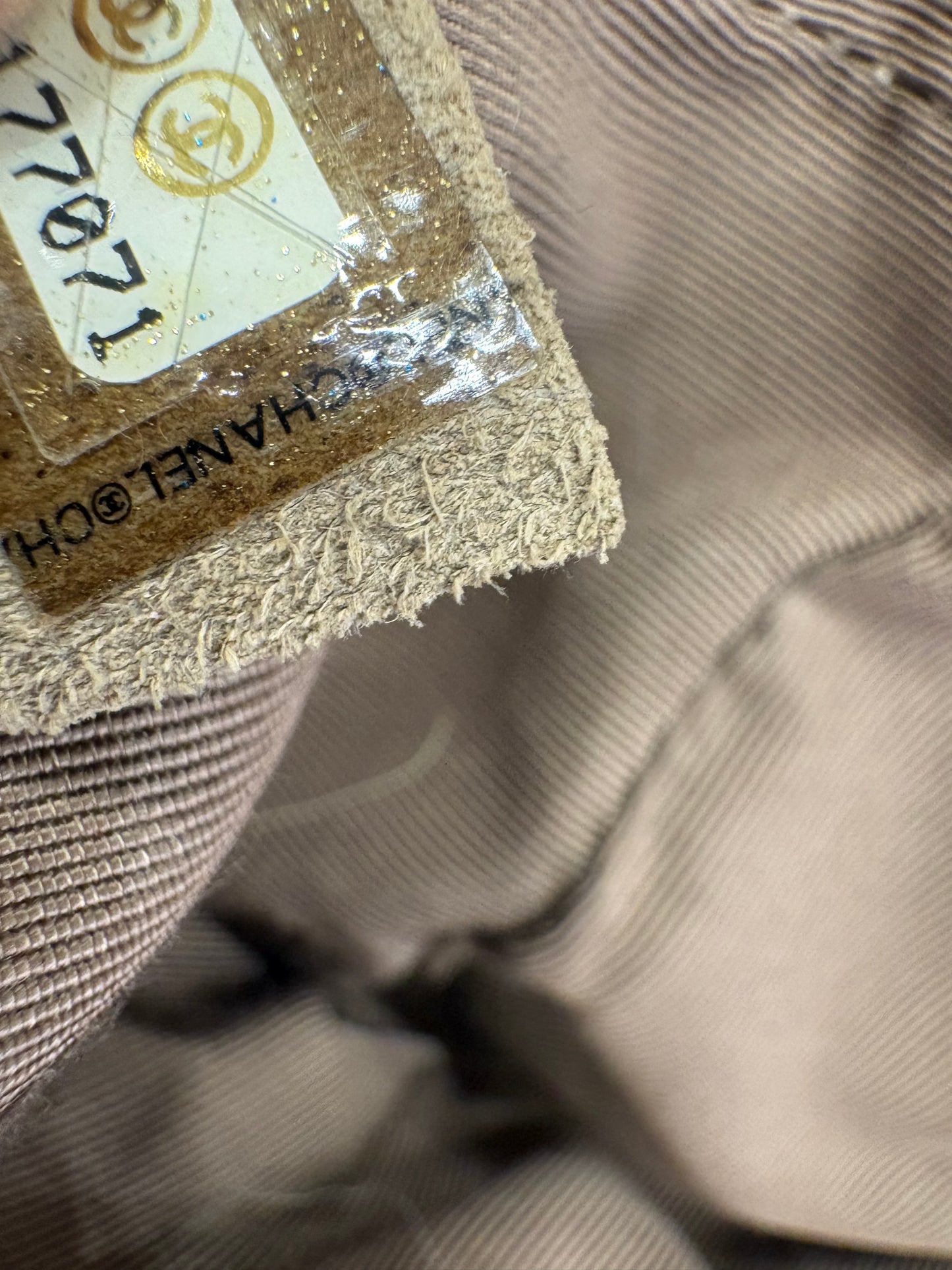 Chanel  Coco Supple Hobo in pelle di vitello invecchiata trapuntata