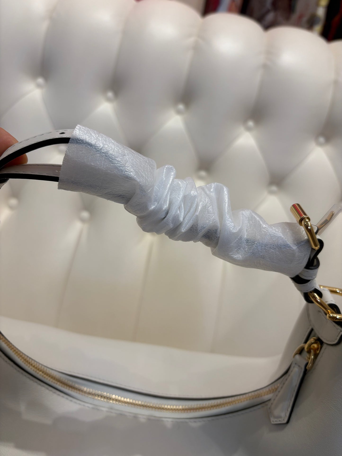 Fendigraphy hobo bag in pelle bianca