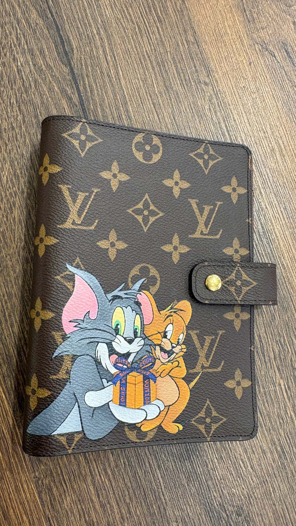Louis Vuitton Copertina Agenda MM Monogram Custom Tom & Jerry . Nuovo