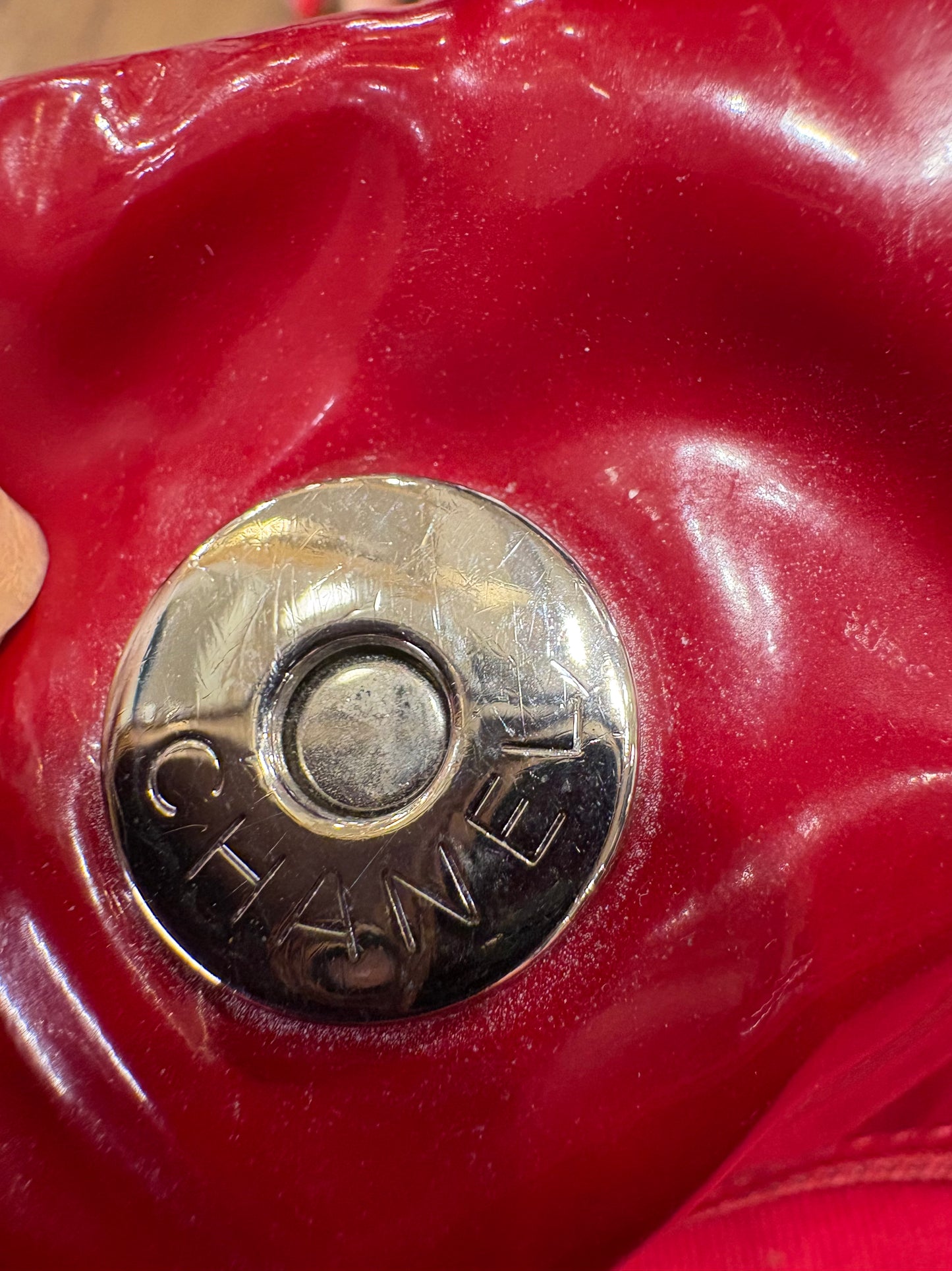 Chanel Mademoiselle in pelle verniciata rossa