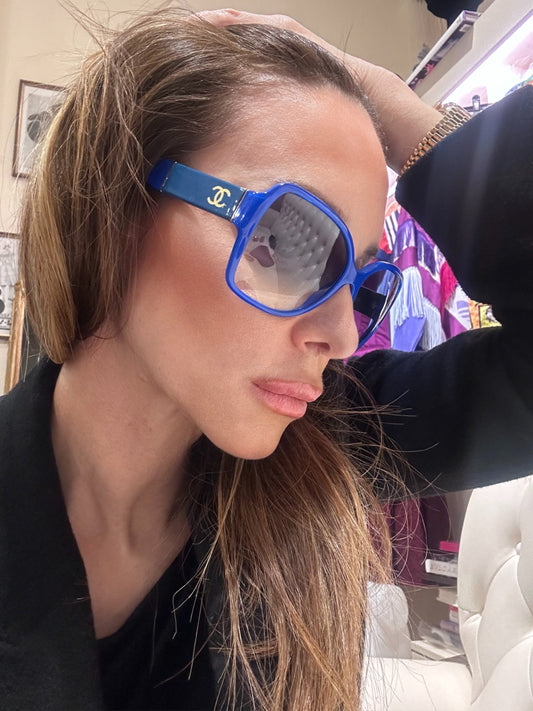 Chanel occhiali da sole azzurri