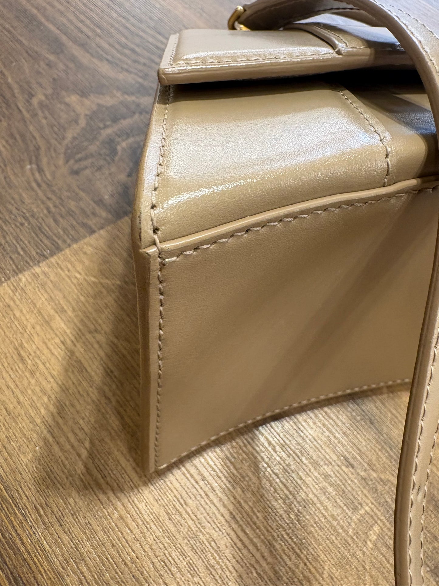 Balenciaga Hourglass Small: The Beige Heritage