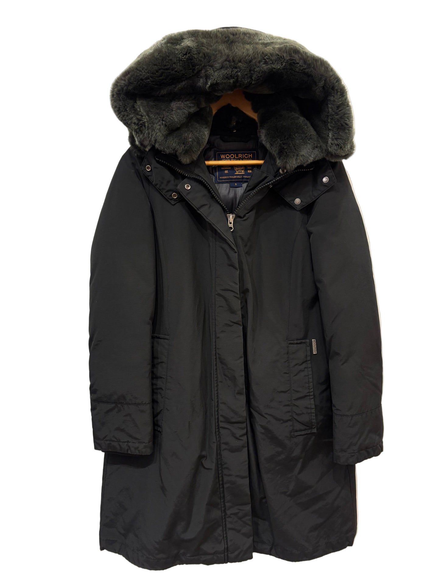 Woolrich parka Bow Bridge nero in tessuto Ramar e pelliccia vera tg44