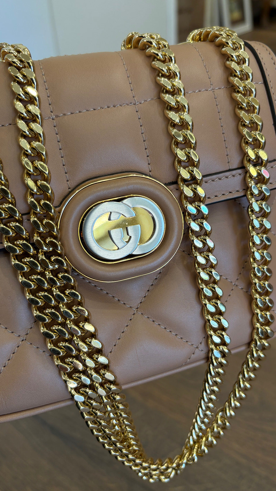 Borsa a Spalla Mini Gucci Deco in Pelle Matelassé Rose Beige