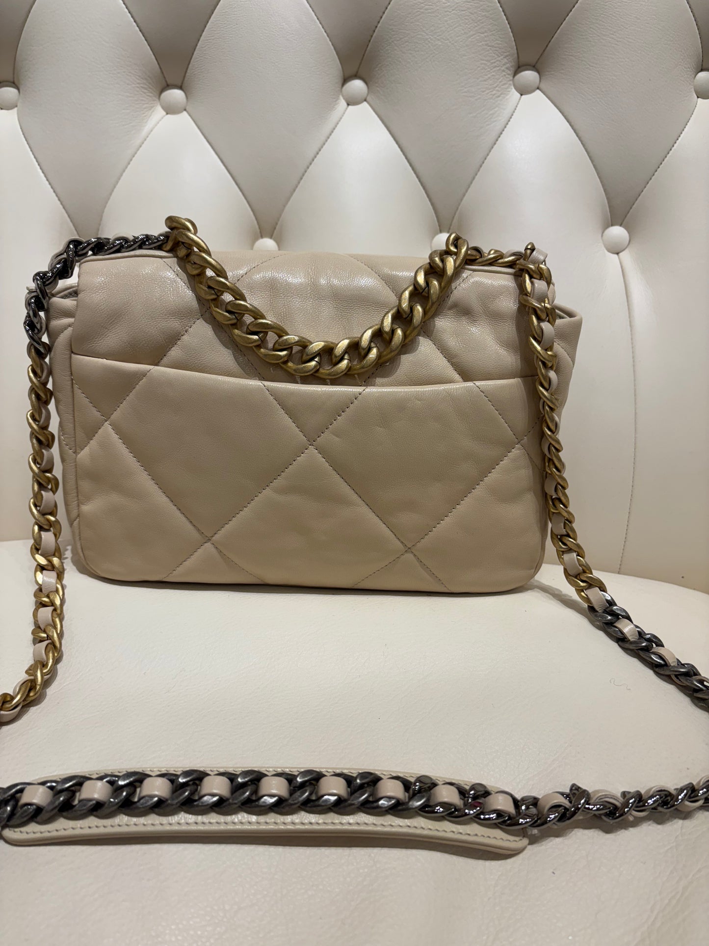 Chanel borsa  C19 small agnello